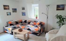 Apartment Lozica With Private Garden, Self Check-In